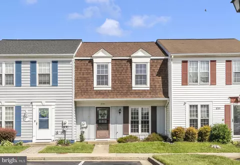 5751 Sunset View Ln, Frederick, MD 21703