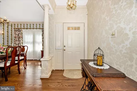 Entry Way - 803 Dunbrooke Ct, Frederick, MD 21701 photo 2 of 5