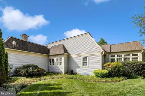Exterior - 803 Dunbrooke Ct, Frederick, MD 21701 photo 4 of 17