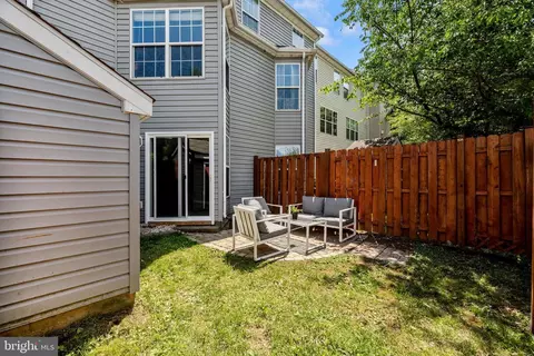 Exterior - 605 Tivoli Rd, Frederick, MD 21703 photo 2 of 9
