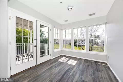 Exterior - 609 Himes Ave #110, Frederick, MD 21703 photo 2 of 5