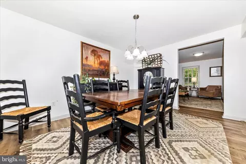 Dining - 306 E D St, Brunswick, MD 21716 photo 4 of 4