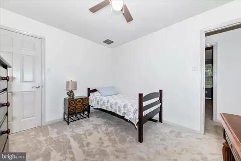 Bedroom - 306 E D St, Brunswick, MD 21716 photo 6 of 11