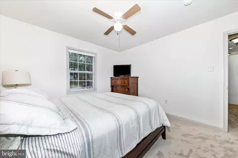 Bedroom - 306 E D St, Brunswick, MD 21716 photo 9 of 11