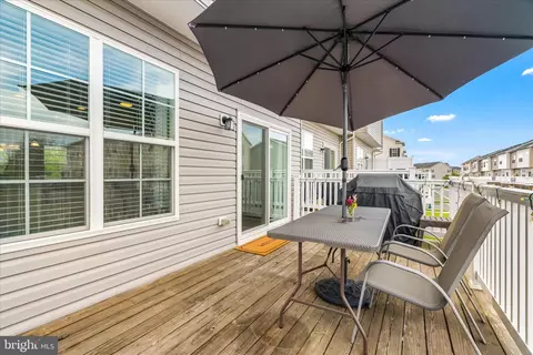 Exterior - 6155 Posey St, Frederick, MD 21703 photo 2 of 4
