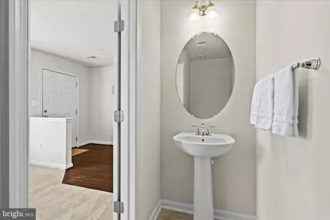 Entry Way - 6155 Posey St, Frederick, MD 21703 photo 4 of 10