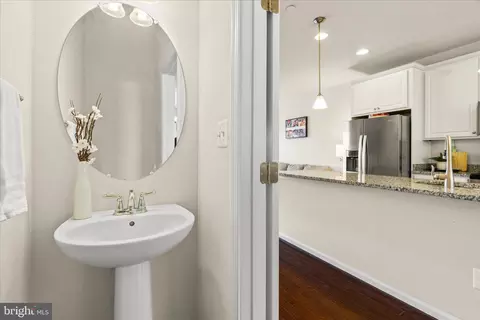 Entry Way - 6155 Posey St, Frederick, MD 21703 photo 3 of 10