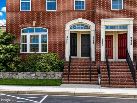 9555 Hyde Pl, Frederick, MD 21704