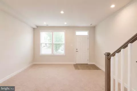 Entry Way - 318 Patterson Park Rd, Frederick, MD 21703 photo 9 of 17