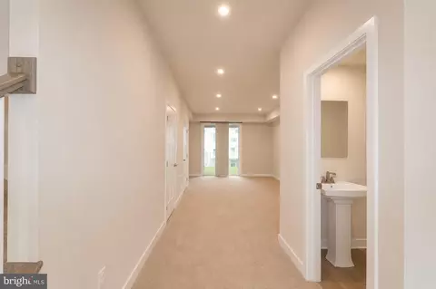 Entry Way - 318 Patterson Park Rd, Frederick, MD 21703 photo 11 of 17