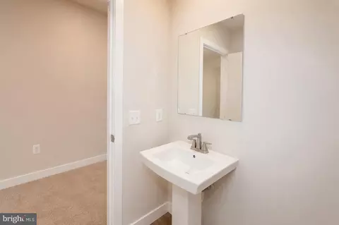 Entry Way - 318 Patterson Park Rd, Frederick, MD 21703 photo 10 of 17