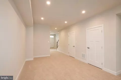 Entry Way - 318 Patterson Park Rd, Frederick, MD 21703 photo 8 of 17