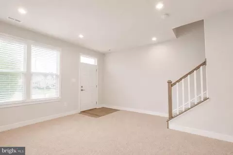 Entry Way - 318 Patterson Park Rd, Frederick, MD 21703 photo 6 of 17