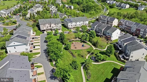 View/Area - 3998 Braidwood Dr N, Frederick, MD 21704 photo 6 of 6