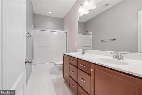 Entry Way - 3998 Braidwood Dr N, Frederick, MD 21704 photo 2 of 4