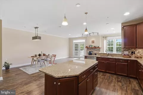 Kitchen - 3998 Braidwood Dr N, Frederick, MD 21704 photo 4 of 4