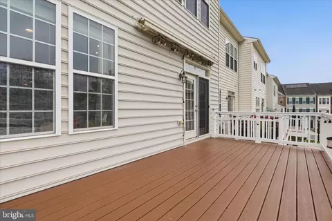 Exterior - 3998 Braidwood Dr N, Frederick, MD 21704 photo 5 of 10