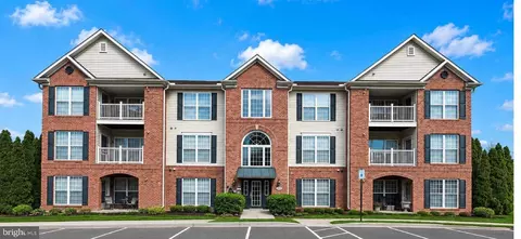 595 Cawley Dr #4 2A, Frederick, MD 21703
