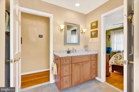 Entry Way - 2 Lombardy Dr, Middletown, MD 21769 photo 3 of 3