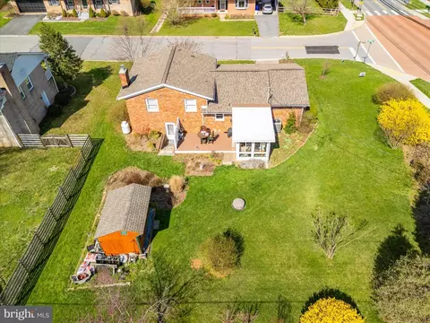 View/Area - 2 Lombardy Dr, Middletown, MD 21769 photo 2 of 6