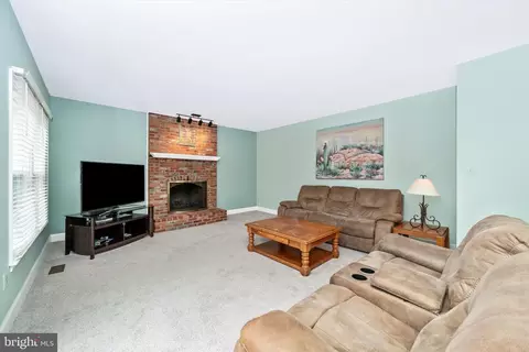Living - 9051 Brookhaven Ter, Frederick, MD 21701 photo 4 of 5