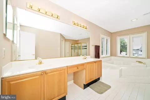 Bath - 9051 Brookhaven Ter, Frederick, MD 21701 photo 1 of 2