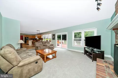 Living - 9051 Brookhaven Ter, Frederick, MD 21701 photo 3 of 5
