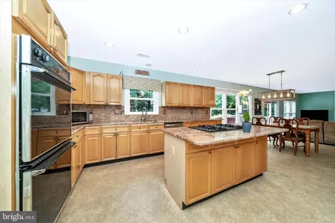 Kitchen - 9051 Brookhaven Ter, Frederick, MD 21701 photo 4 of 6