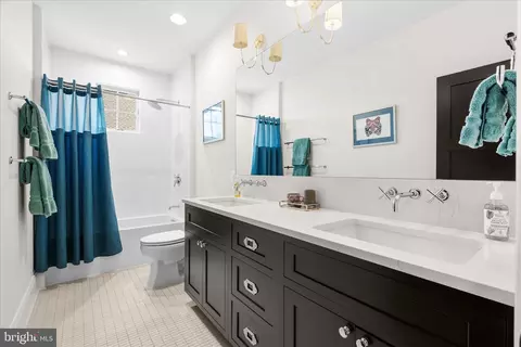 Bath - 401 W 2nd St, Frederick, MD 21701 photo 7 of 9