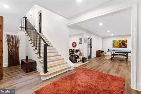 Entry Way - 401 W 2nd St, Frederick, MD 21701 photo 13 of 18