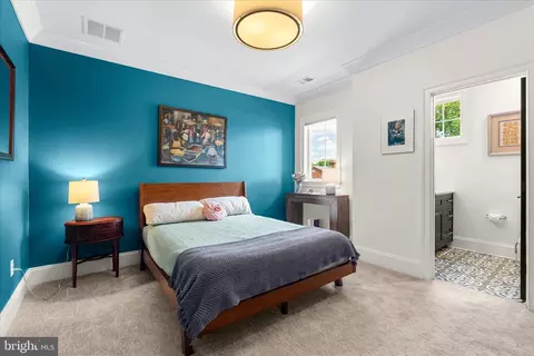 Bedroom - 401 W 2nd St, Frederick, MD 21701 photo 5 of 14