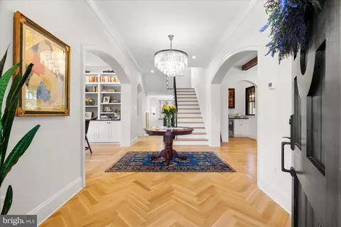 Entry Way - 401 W 2nd St, Frederick, MD 21701 photo 1 of 18