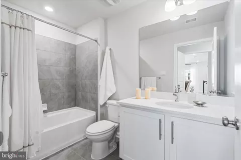 Bath - 493 Hanson St, Frederick, MD 21701 photo 2 of 2