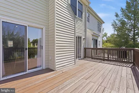 Exterior - 6203 Cliffside Ter, Frederick, MD 21701 photo 4 of 7