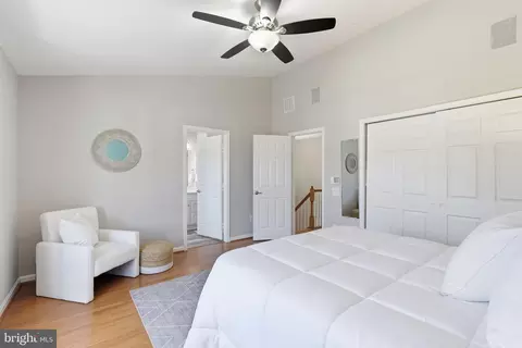 Bedroom - 6203 Cliffside Ter, Frederick, MD 21701 photo 4 of 6