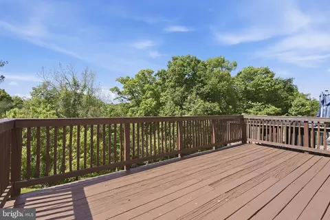 Exterior - 6203 Cliffside Ter, Frederick, MD 21701 photo 5 of 7