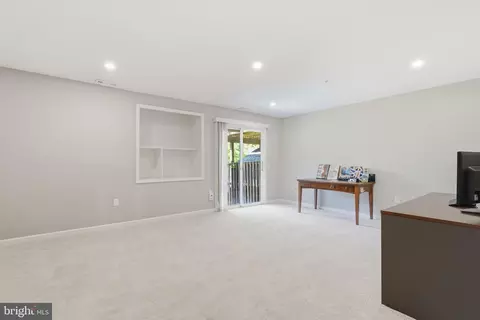 Living - 6203 Cliffside Ter, Frederick, MD 21701 photo 5 of 6
