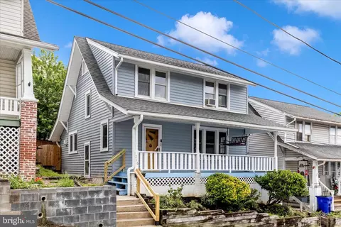 216 N Delaware Ave N, Brunswick, MD 21716