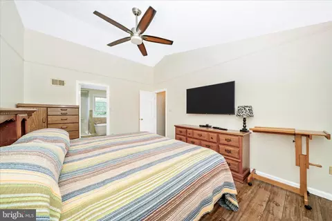 Bedroom - 9534 Liberty Rd, Frederick, MD 21701 photo 3 of 10