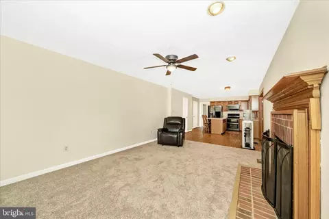 Living - 9534 Liberty Rd, Frederick, MD 21701 photo 5 of 5