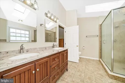 Bath - 9534 Liberty Rd, Frederick, MD 21701 photo 2 of 5