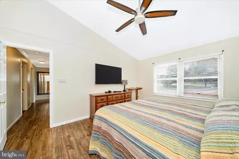 Bedroom - 9534 Liberty Rd, Frederick, MD 21701 photo 2 of 10