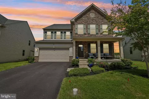 10064 Hutzell St, Ijamsville, MD 21754