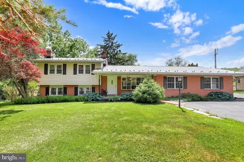 5827 Etzler Rd, Frederick, MD 21702