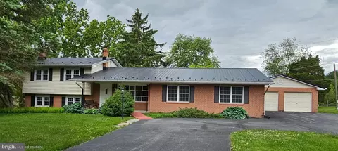 5827 Etzler Rd, Frederick, MD 21702
