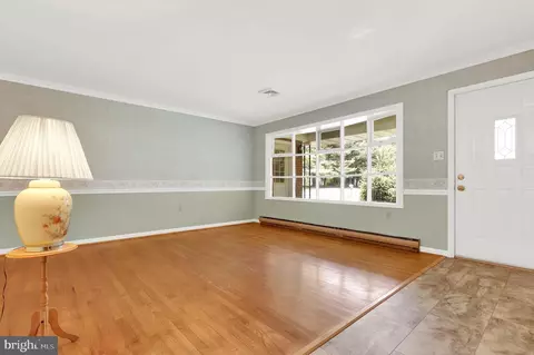 Living - 5827 Etzler Rd, Frederick, MD 21702 photo 2 of 15