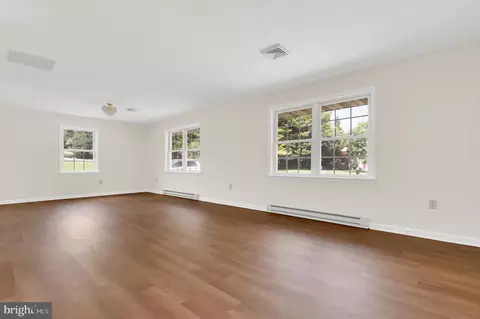 Living - 5827 Etzler Rd, Frederick, MD 21702 photo 7 of 15