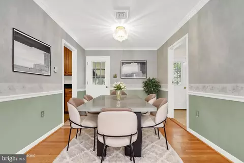 Dining - 5827 Etzler Rd, Frederick, MD 21702 photo 1 of 1