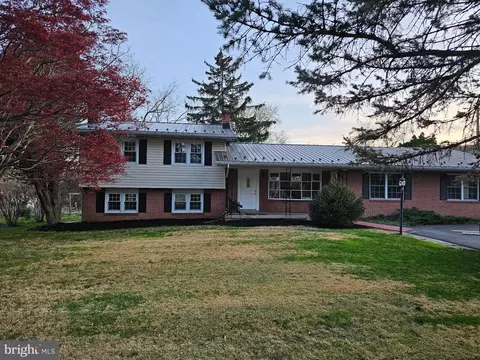 5827 Etzler Rd, Frederick, MD 21702
