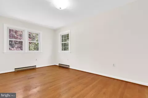 Bedroom - 5827 Etzler Rd, Frederick, MD 21702 photo 3 of 8